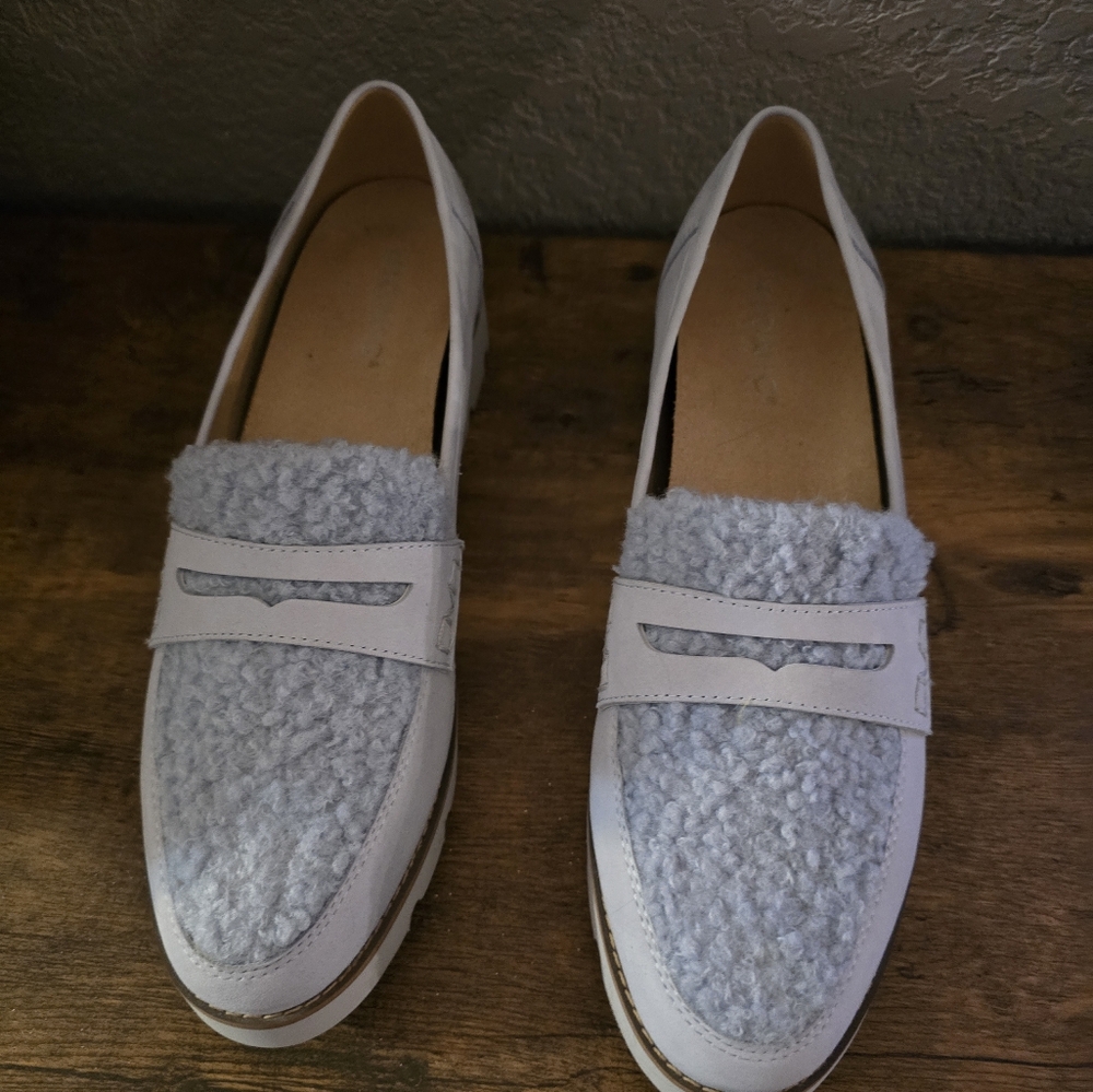 Vionic Loafers